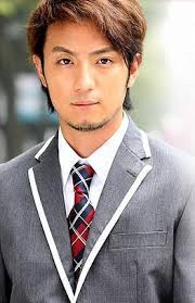 佐藤太郎(29)(上地雄輔)：