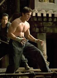 christian-bale-the-dark-knight - via Daymix