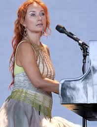 Image More about: <b>Tori Amos</b> Picture