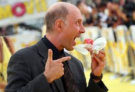 Dan Castellaneta does the - via Daymix