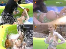 Fotos  Sabrina Sabrok   desnuda tetanic