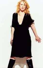 Image Singer <b>Allison Moorer</b> is off the <b>...</b> Picture
