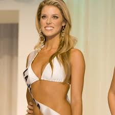 Carrie Prejean, Miss - via Daymix