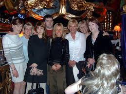 Pre dinner drinks, Russians - via Daymix