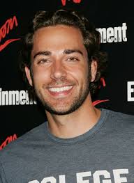 Zachary Levi - TV Fanatic - via Daymix