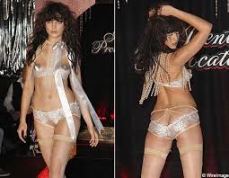Image Sexed up <b>Daisy</b> leaves Ronson Picture