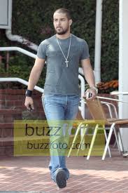 Image <b>Wilmer Valderrama</b> showed up solo <b>...</b> Picture