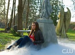 The Vampire Diaries "Pilot"-- - via Daymix