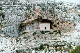   Mosta   Photographs Pictures Views    