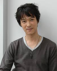 http://www.pia.co.jp/cinema/interview/070913_kabeotoko/img/photo01.jpg