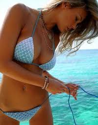 Image <b>Bar Refaeli</b> Is Hot In Amica Magazine Picture