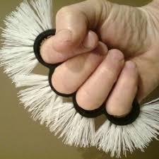 pair of knuckle dusters. - via Daymix