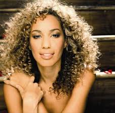 Image <b>Leona Lewis</b> - Not so rich! Picture