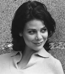 Image <b>MEREDITH SALENGER</b> Picture