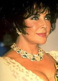 Image <b>Elizabeth Taylor</b> gave a paparazzo <b>...</b> Picture