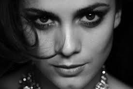Image Picture of <b>Alice Braga</b> Picture