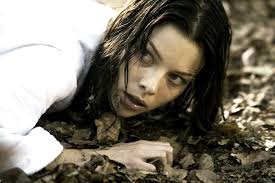 Image Beth (<b>Lauren German</b>) in Picture