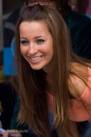 female) celebrity who