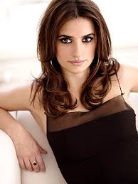 Penelope Cruz Pictures - via Daymix