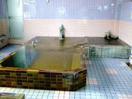 お昼に通う銭湯の魅力には勝て