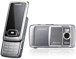The Samsung G800 is a phone - via Daymix