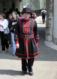 Beefeater in the Tower - via Daymix