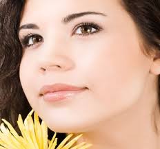 Anti aging skincare begins - via Daymix
