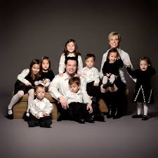 “Jon and Kate Plus 8″ - via Daymix