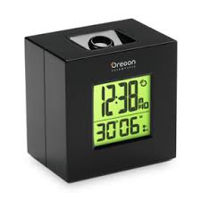 Self-setting Atomic Projection Clock