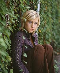Image <b>Allison Mack</b> Picture & Photo Picture