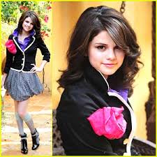 Image Selena shared Picture