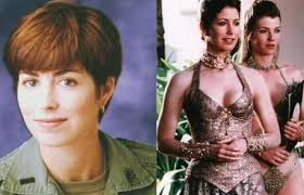   Dana Delaney  