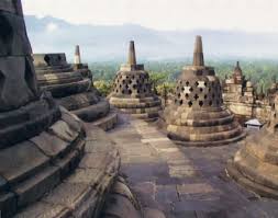 Living in  Indonesia  