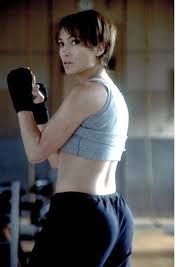  x3cb x3eJennifer Lopez x3c b x3e kicks  x3cb x3ebutt x3c b x3e in a  x3cb x3e    x3c b x3e
