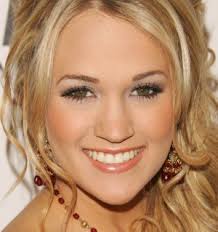 Carrie Underwood - via Daymix