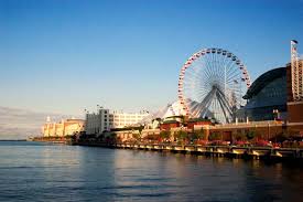 Tourism Navy Pier - via Daymix