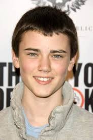 Cameron Bright Picture 1