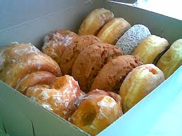 Rivers Edge – Dozen Donuts - via Daymix