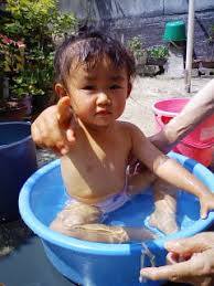 ばーちゃん家で、水浴びをした。