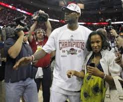 Cavaliers' Lebron James - via Daymix