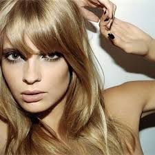 Image MAYBELLINE signs <b>Julia Stegner</b> as <b>...</b> Picture
