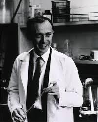 James D. Watson then - via Daymix