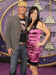 Sara Evans Picture 4