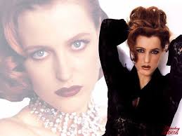 Gillian Anderson Picture 4