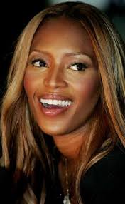 Image <b>Naomi Campbell</b> walks ramp for Picture