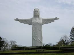 Christ of the Ozarks Statue - via Daymix