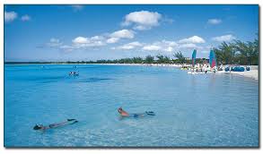 halfmoon-cay - via Daymix