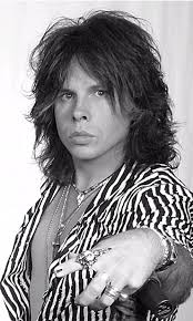 Steven Tyler impersonator &amp; - via Daymix