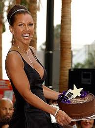 Image Ugly Betty star <b>Vanessa Williams</b> (in <b>...</b> Picture