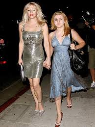 Courtney Love Picture 2